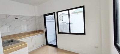 หมู่บ้านนอร์ธเทิร์น โนวา คลองหลวง-8