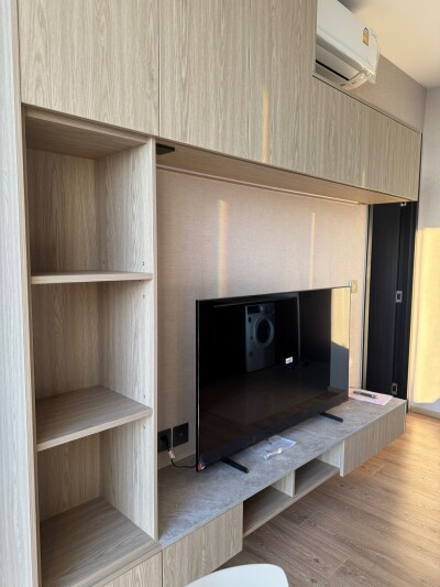 โนเบิล อราวน์ อารีย์ / Noble Around Ari-10