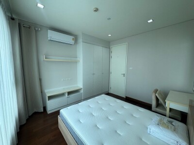 ไอวี่ ทองหล่อ / IVY THONGLOR-12