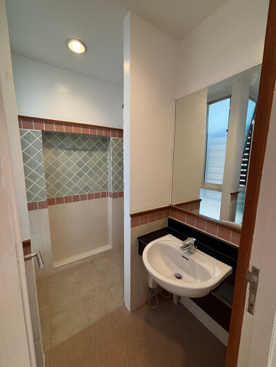 The Primary Kaset – Nawamin-16