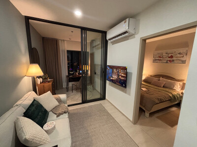 ไลฟ์ เจริญนคร - สาทร / LIFE Charoennakhon - Sathorn