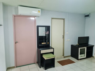 ลุมพินี เซ็นเตอร์ ลาดพร้าว 111 / Lumpini Center Ladprao 111-4