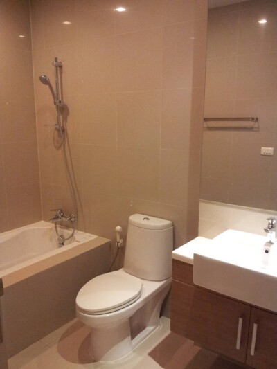 โนเบิล รีไฟน์ / ชั้น 10 ขนาด 30 ตรม *-17