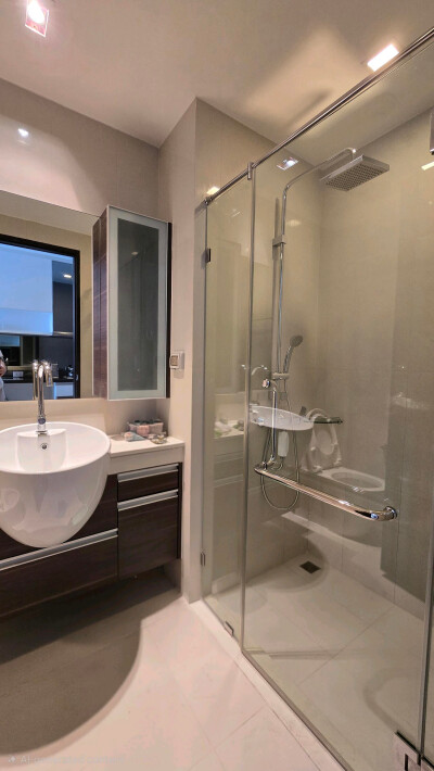 สกายวอล์ค และ เวลซ์ เรสซิเดนซ์ / Sky Walk & Weltz Residence-7