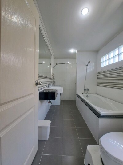 ศุภาลัย การ์เด้นวิลล์ กรุงเทพกรีฑาตัดใหม่ - มอเตอร์เวย์-17