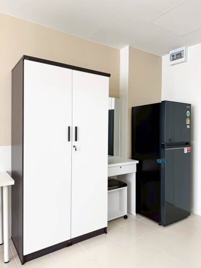 ยูคอมเพล็กซ์ คอนโดมิเนียม / U Complex Condominium