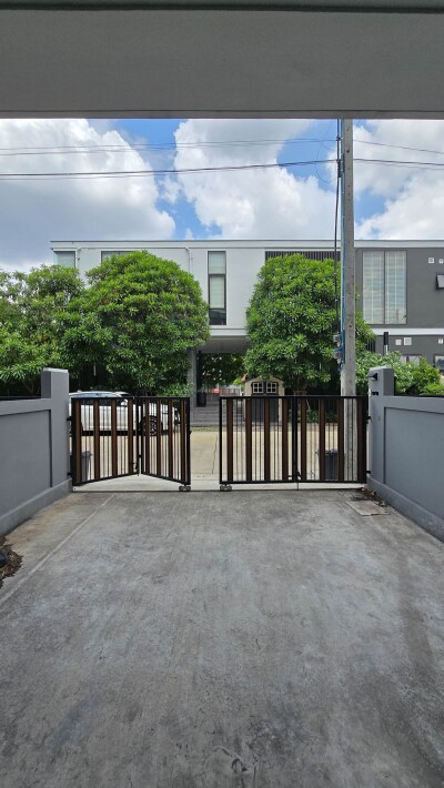 นิว คอนเน็กซ์ เฮาส์ ดอนเมือง