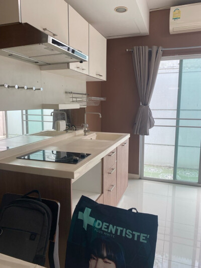 อินดี้ ประชาอุทิศ 90-5