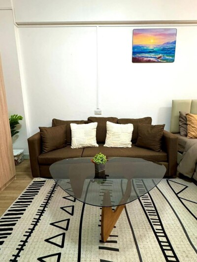 มโนกิตติ์ คอนโดมิเนียม / Manokit Condominiun