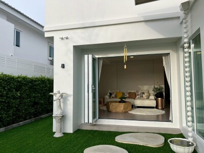 มัณฑนา100+ บางขุนเทียน ชายทะเล / Mantana 100+ Bangkhunthian Chaithalae