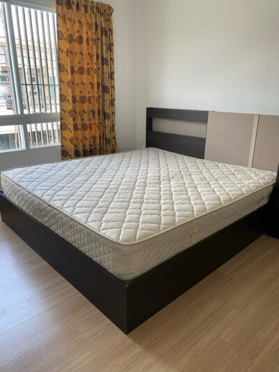 อินดี้ ประชาอุทิศ 90-7