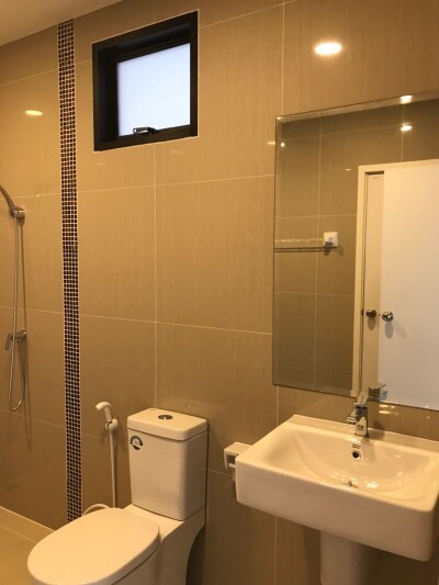 หมู่บ้านเดอะแกรนด์บ้านราชพฤกษ์ สุวินทวงศ์-สุวรรณภูมิ / พื้นที่ใช้สอย 296 ตรม 2 ชั้น 3 ห้องนอน 3 ห้องน้ำ 1 ห้องครัว ที่จอ