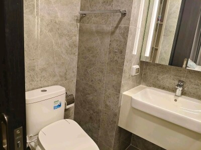 โนเบิล อราวน์ อารีย์ / Noble Around Ari