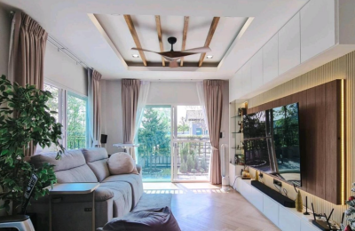 เซนโทร พหลฯ - วิภาวดี 2 / 🏠 พื้นที่ใช้สอย: 225 ตร.ม. 🔹 จำนวนชั้น: 2 ชั้น