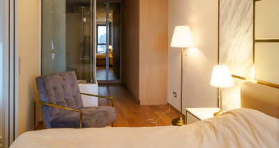 คิว ชิดลม - เพชรบุรี / • ขนาด 45 ตร.ม. | ชั้น 18 | หันทิศเหนือ (แดดไม่ร้อน วิวโล่ง)-2