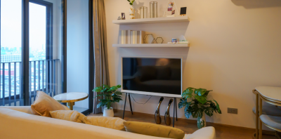 คิว ชิดลม - เพชรบุรี / • ขนาด 45 ตร.ม. | ชั้น 18 | หันทิศเหนือ (แดดไม่ร้อน วิวโล่ง)-1