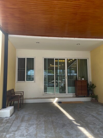 บ้านกลางเมือง เอสเซ้นส์ อ่อนนุช - วงแหวน / บ้านหน้ากว้าง 5 ม. ที่ดิน 21.30 ตรว. พื้นที่ใช้สอย 167 ตรม.-1