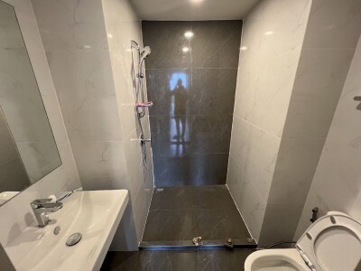 ออริจิ้น ปลั๊ก แอนด์ เพลย์ สิรินธร สเตชั่น / ห้องขนาด 25.5 ตรม.