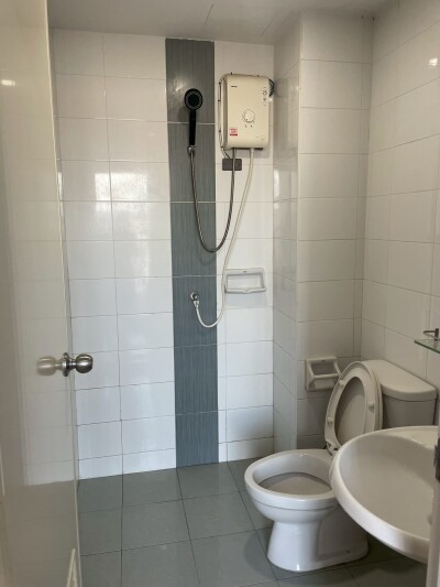 เดอะ ไดมอนด์ นวนคร - ตลาดไท / The Diamond Nawa Nakhon - Taladthai