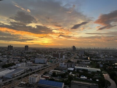 เคนซิงตัน สุขุมวิท - เทพารักษ์ / Kensington Sukhumvit - Theparak