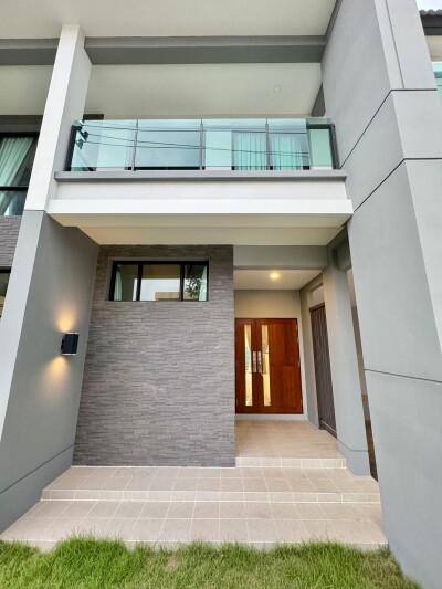 เดอะ ซิตี้ ราชพฤกษ์ - ปิ่นเกล้า / บ้าน 2 ชั้น พร้อม สวนข้างบ้านกว้าง  5 ห้องนอน  6 ห้องน้ำ-4