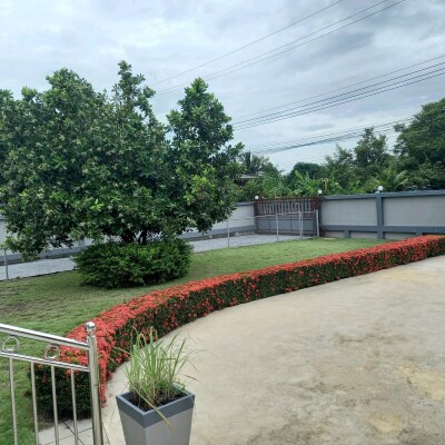 บ้านเดี่ยว 2 หลัง บนที่ดิน 1ไร่ ตกแต่งพร้อมอยู่