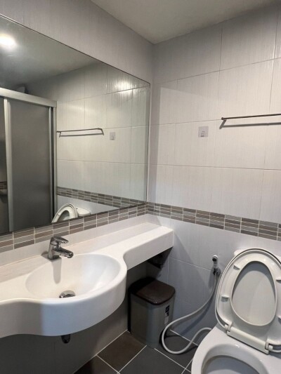 ลุมพินี เพลส ศรีนครินทร์ - หัวหมาก สเตชั่น / Lumpini Place Srinakarin - Huamak Station