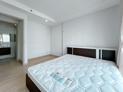 ทรู ทองหล่อ / Thru Thonglor