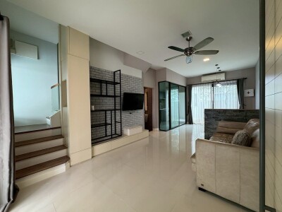 เดอะ เทอเรส รามอินทรา