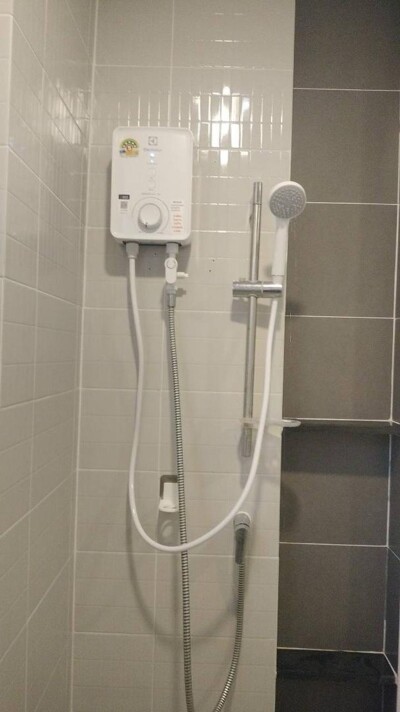 เซนโทร พหลฯ - วิภาวดี / 🛏 4 ห้องนอน | 🚿 3 ห้องน้ำ | 🚗 2 ที่จอดรถ-11