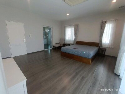 มัณฑนา 2 บางนา กม.7 / เนื้อที่บ้าน 124 ตร.วา เนื้อที่ใช้สอย 335 ตร.เมตร