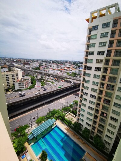 ลุมพินี สวีท ปิ่นเกล้า / Lumpini Suite Pinklao