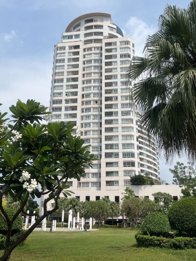 ริเวอร์ เฮเว่น (เจริญกรุง 76/1) / พื้นที่ประมาณ 63 ตรม รวมระเบียง