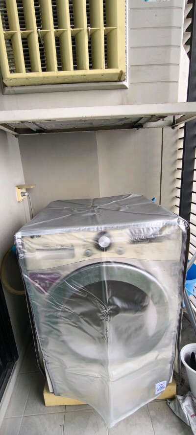 บลอคส์ 77 / Blocs 77