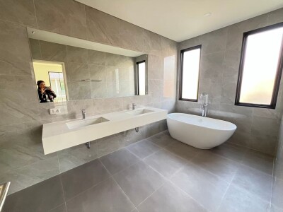 ไซมิส โฮล์ม พหลฯ - วิภาวดี / บ้านเดี่ยว 2 ชั้น  4 ห้องนอน  5 ห้องน้ำ