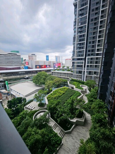 ไลฟ์ ลาดพร้าว วัลเล่ย์ / Life Ladprao Valley