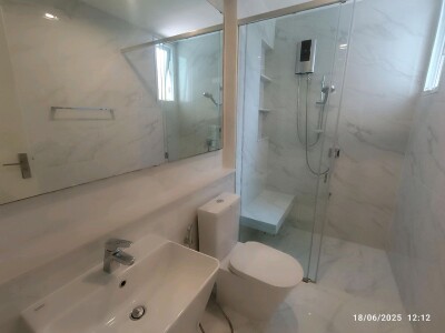 มัณฑนา 2 บางนา กม.7 / เนื้อที่บ้าน 124 ตร.วา เนื้อที่ใช้สอย 335 ตร.เมตร