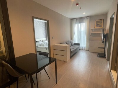 ไลฟ์ อโศก ไฮป์ / Life Asoke Hype-2