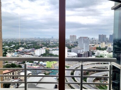 อัปเดตล่าสุด 07/11/67 :  เดอะโฟร์วิงส์ เรสซิเดนซ์ ศรีนครินทร์ /  71 ตรม.-18