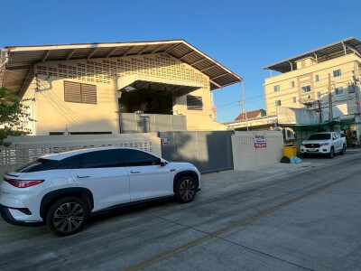 ให้เช่า โกดัง / โรงงาน พร้อมออฟฟิศ ถนน เทพารักษ์ (บางพลี--หนามแดง)-1