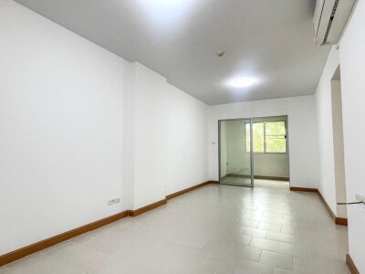 ซิตี้ รีสอร์ท รัชดา - ห้วยขวาง / 62 ตรม .-1