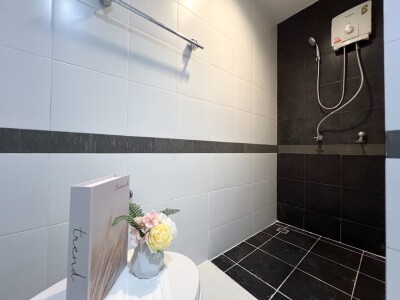 อัปเดตล่าสุด 30/10/2024 : เอ สเปซ อโศก - รัชดา / 35 ตรม.  ชั้น 5 อาคารซี-16