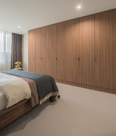 อัปเดตล่าสุด 5/1/68 : ริเวอร์ เฮ้าส์ คอนโดมิเนียม / 200 ตรม. ชั้น 11-6