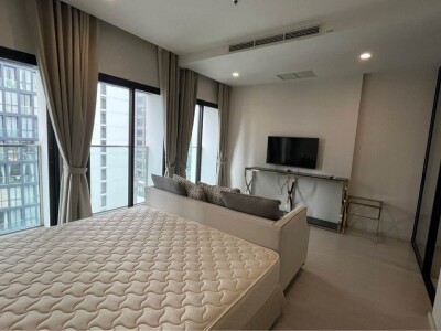 อัปเดตล่าสุด 16/9/67 :  โนเบิล เพลินจิต /  48 ตรม.  ชั้น 12 *-3