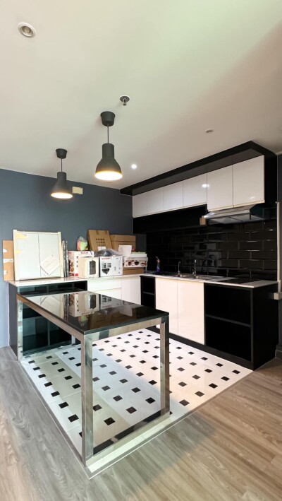 อัปเดตล่าสุด 5/3/68 : มาสเตอร์ วิว เอ็กเซ็กคิวทีฟ เพลส /  61ตรม.  ชั้น 21 ห้อง 1006/205-5