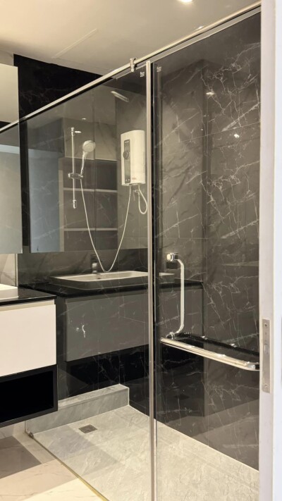 อัปเดตล่าสุด 5/3/68 : มาสเตอร์ วิว เอ็กเซ็กคิวทีฟ เพลส /  61ตรม.  ชั้น 21 ห้อง 1006/205-10