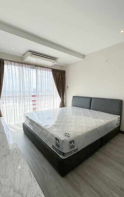 อัปเดตล่าสุด 5/3/68 : มาสเตอร์ วิว เอ็กเซ็กคิวทีฟ เพลส /  61ตรม.  ชั้น 21 ห้อง 1006/205-3