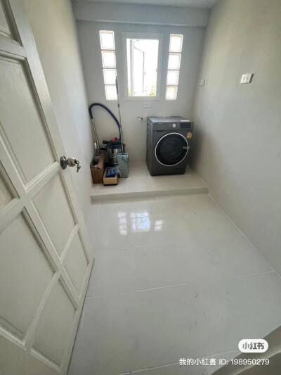 พูลวิลล่าสไตล์โมเดิร์นลักชูรี่ รัชดาห้วยขวางพร้อมอยู่  6 นอน 6 น้ำ-13