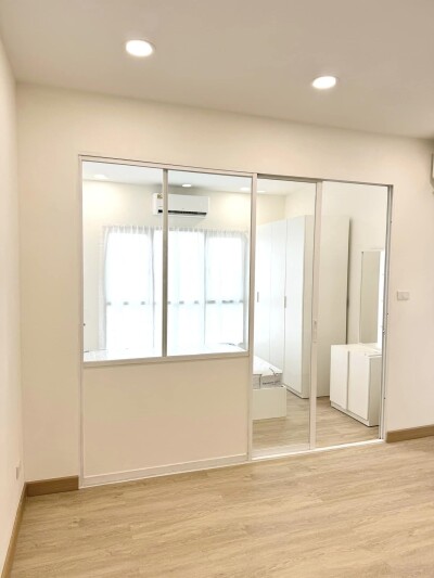 อัปเดตล่าสุด 26/3/68 : เดอะลีฟ พัฒนาการ / 30.42 ตร.ม ชั้น 21-2