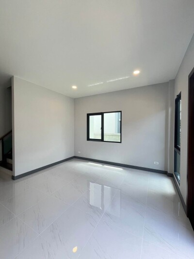 เดอะ ซิตี้ บางนา (โครงการใหม่) / 285 ตารางเมตร-12